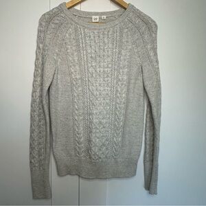 GAP grey cable knit sweater XS Xtra Small timeless minimalist cozy neutral warm